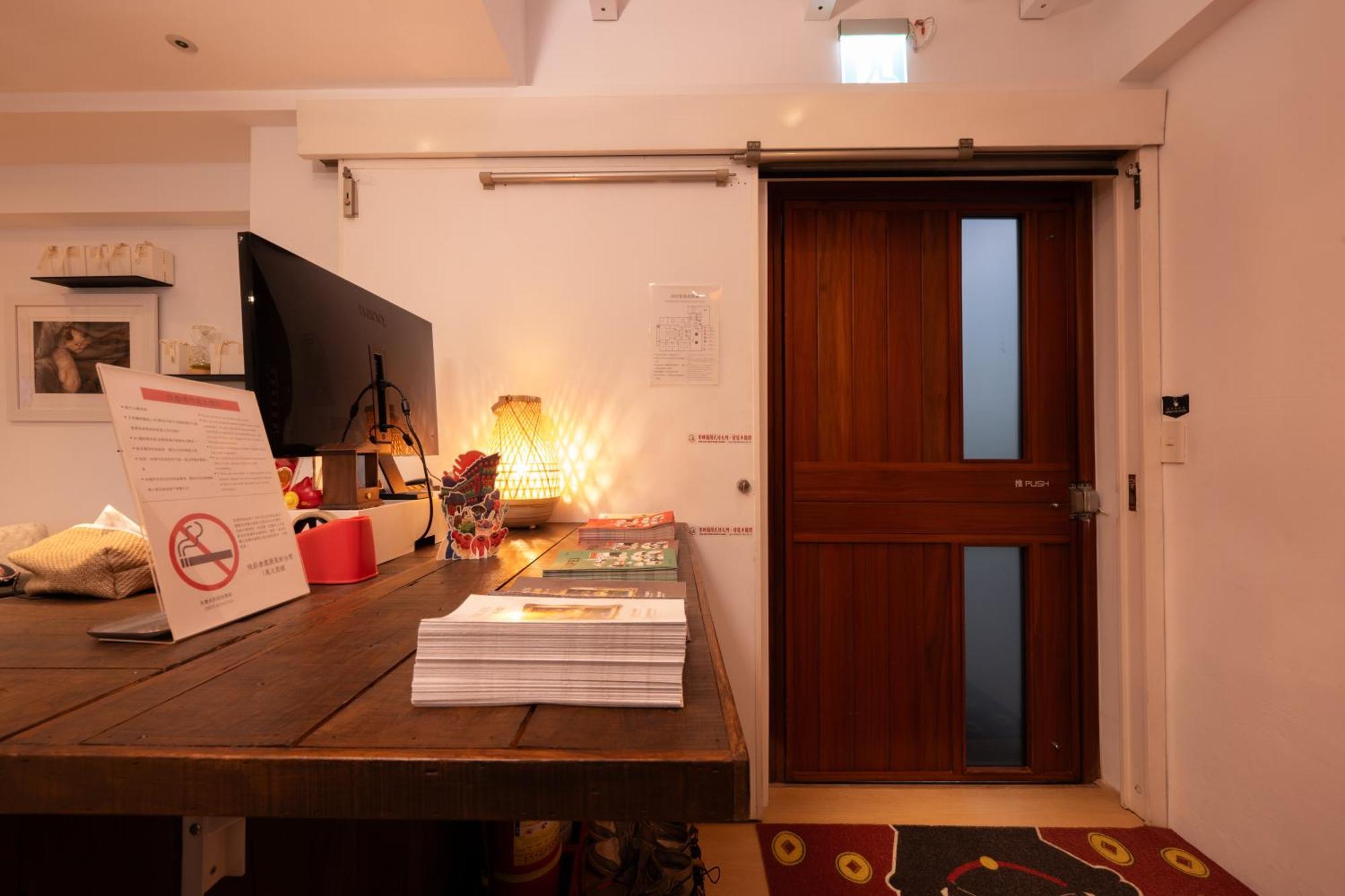 Cat Tail Pocket Inn Taipei Exterior foto