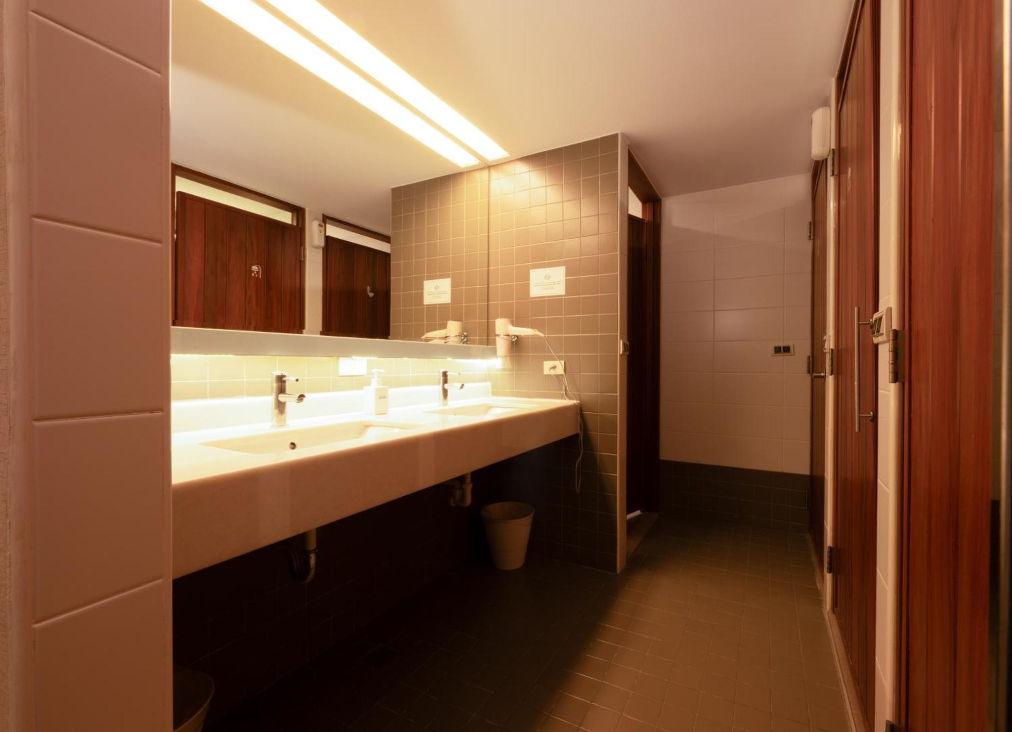 Cat Tail Pocket Inn Taipei Exterior foto