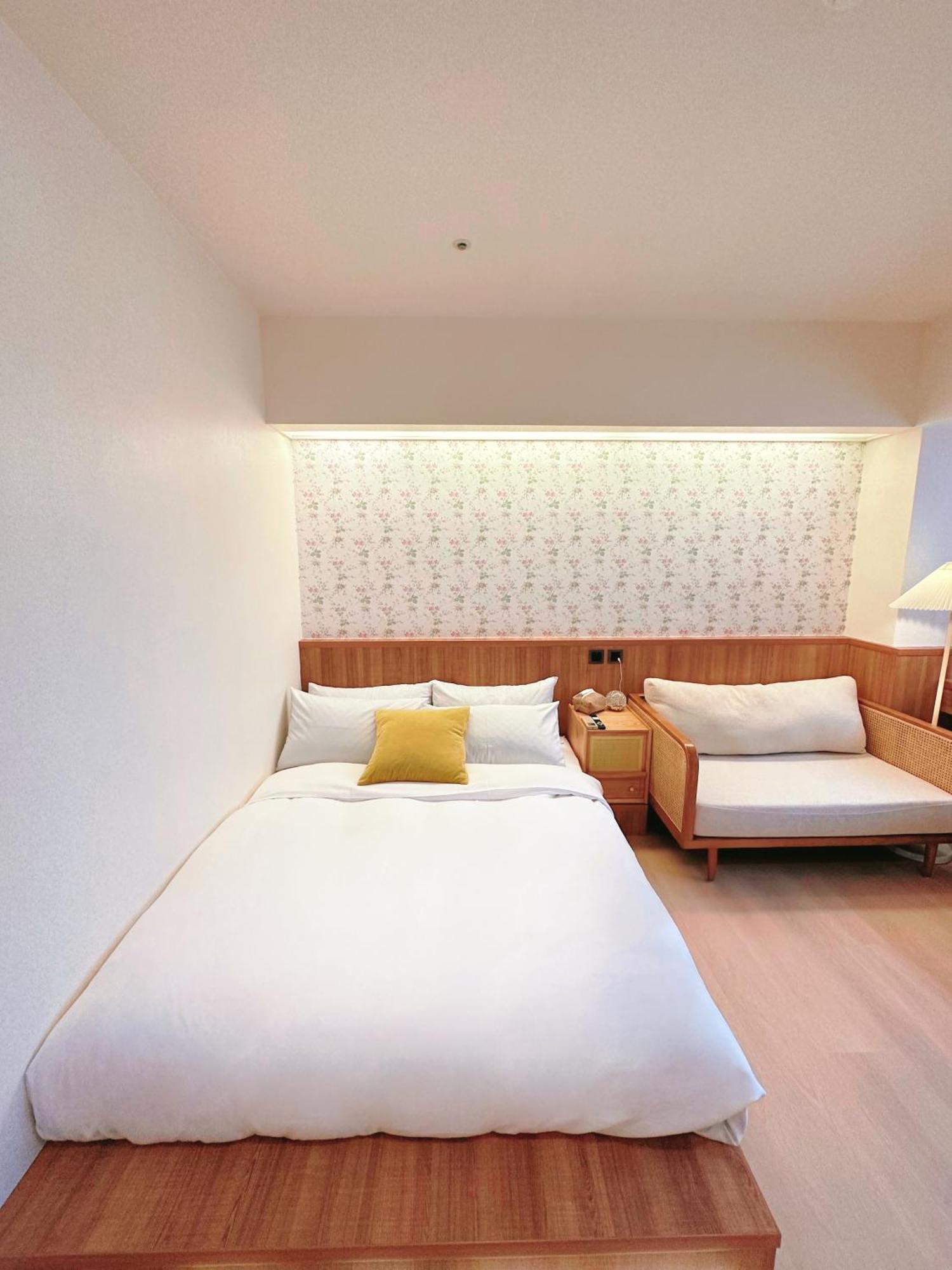 Cat Tail Pocket Inn Taipei Exterior foto